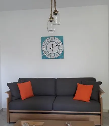 Naxos Olive & Engaraí