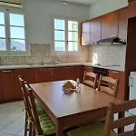 Naxos Olive & Apartment *
