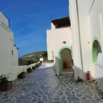 Naxos Olive & Apartment