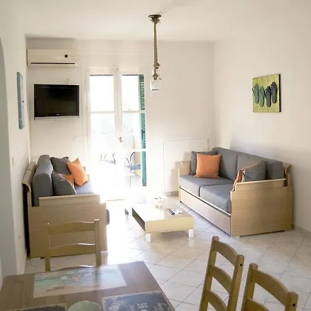 Naxos Olive & Engares