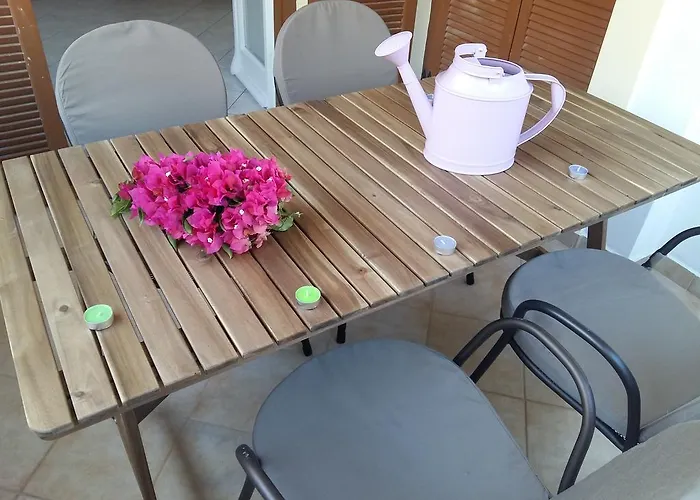 Naxos Olive & Apartment *