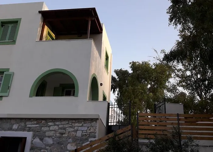 Naxos Olive & Apartment *