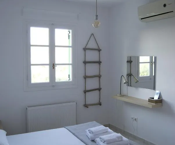 Naxos Olive & Apartment Engares