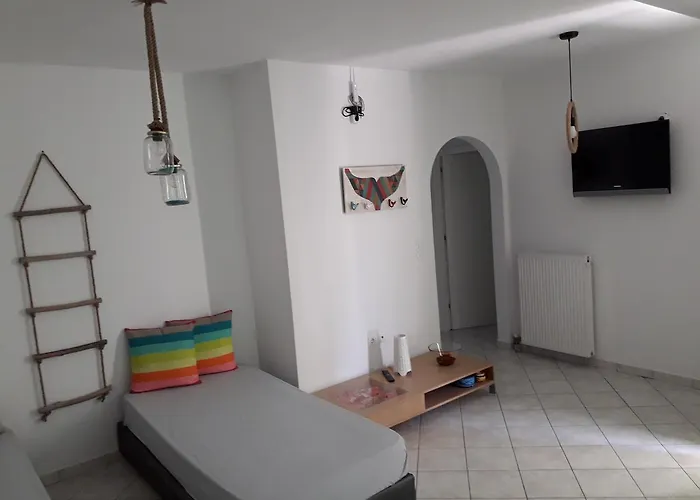 Naxos Olive & Apartment Engares