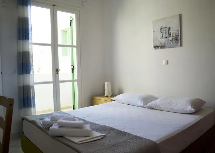 Apartment Naxos Olive & *